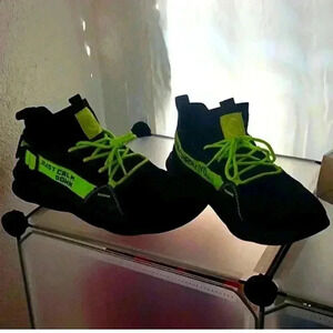Men's size 10